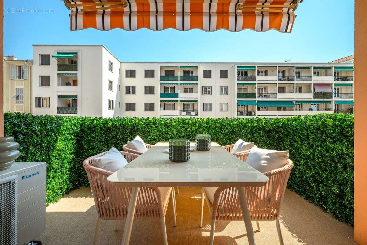 Appartement à NICE