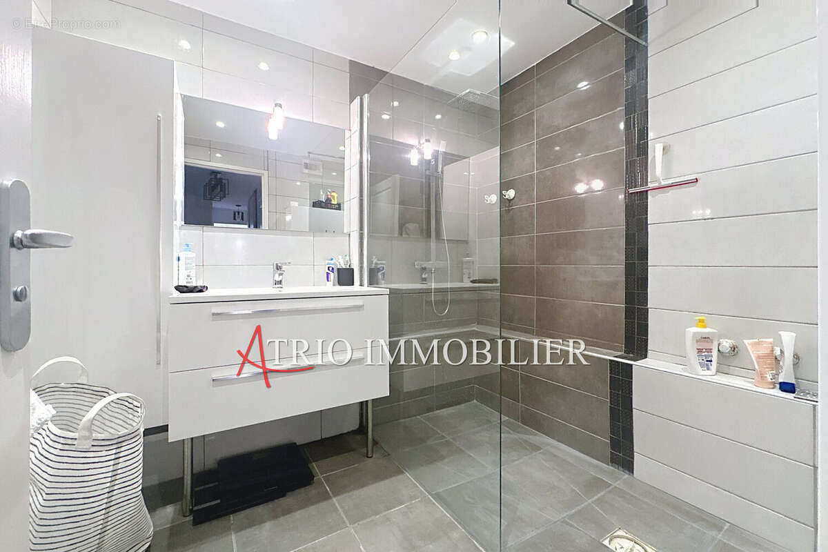 Appartement à CAGNES-SUR-MER