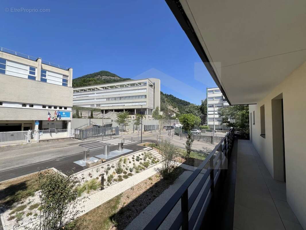 Appartement à VOIRON