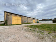 Commerce à CERCY-LA-TOUR