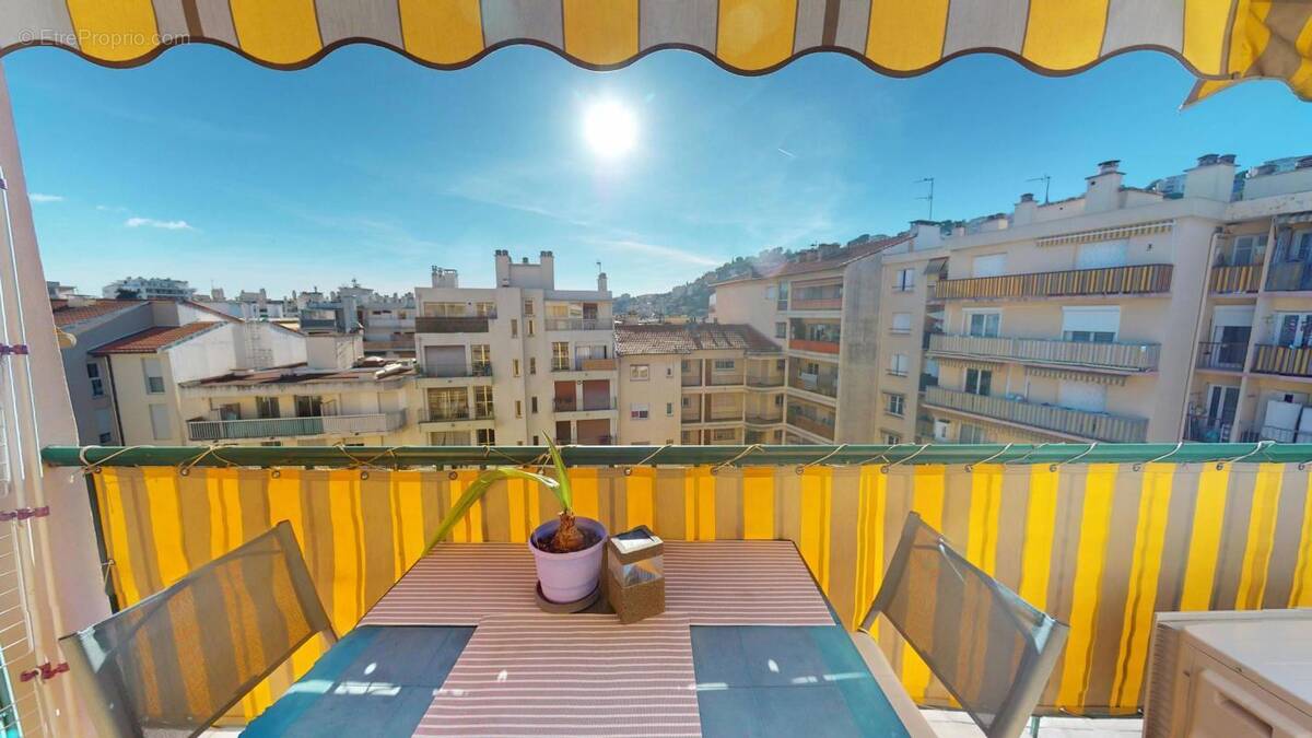 Appartement à NICE