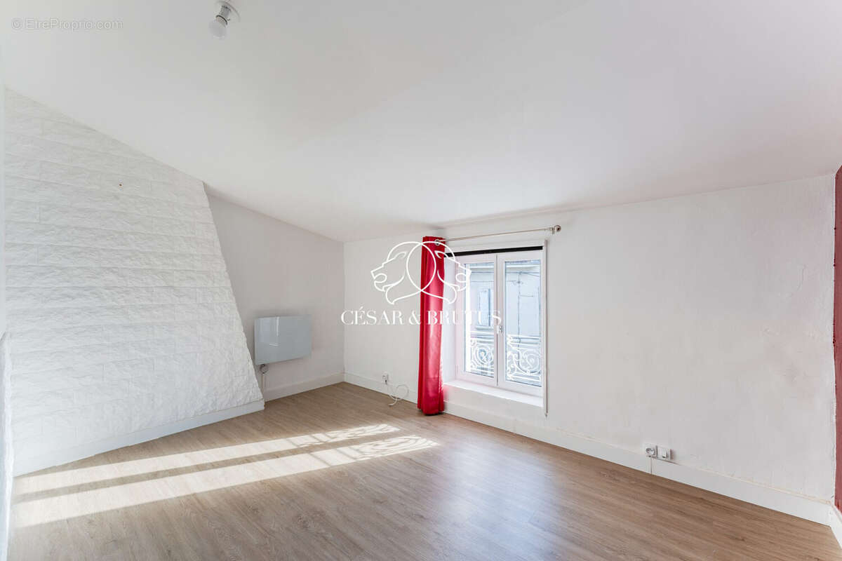 Appartement à SATHONAY-CAMP