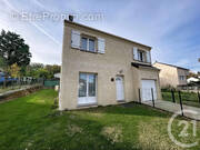 Maison à BOUSSY-SAINT-ANTOINE