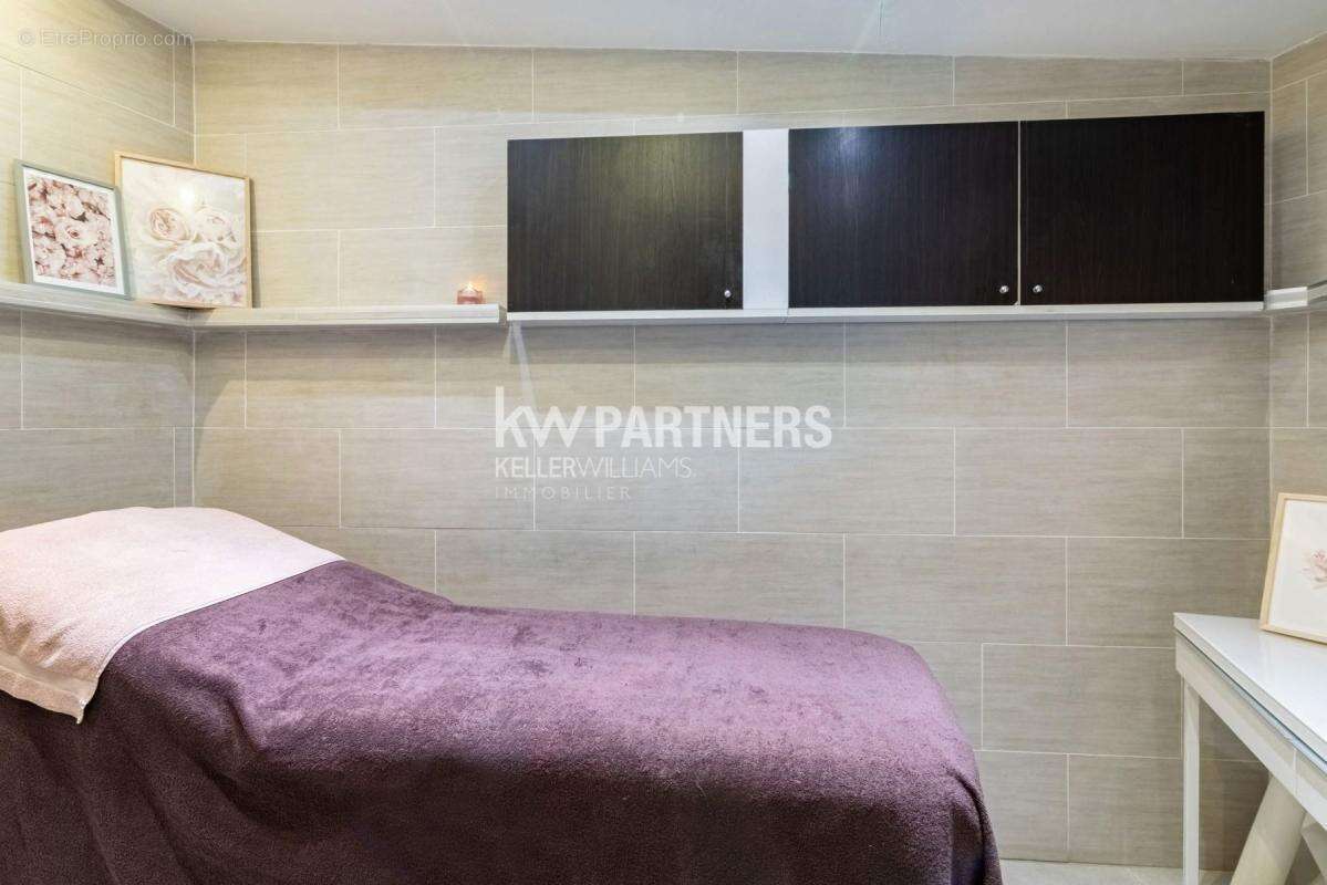 Commerce à PARIS-18E