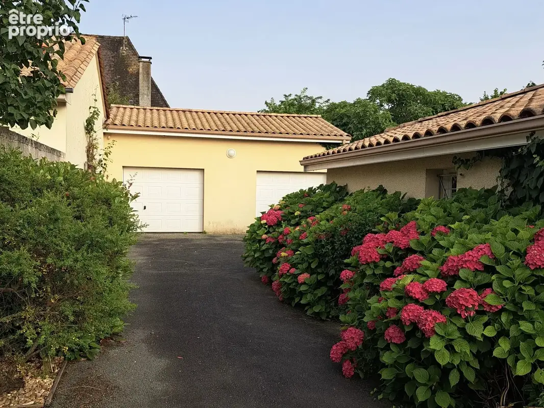Maison de cinq chambres avec garage et piscine à Bergerac - photo 16