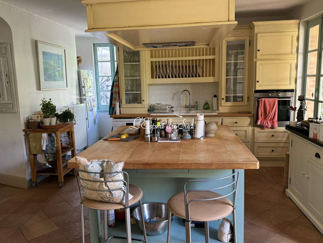 Maison 251 m² à Gaillac  - photo 7