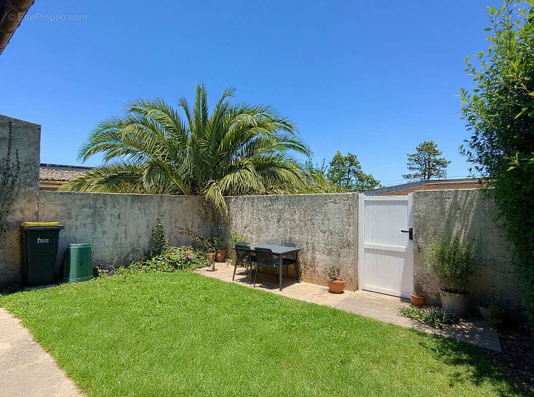 Maison à GRANDCAMP-MAISY