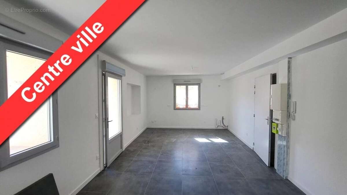 Appartement à SAINT-ETIENNE-DE-SAINT-GEOIRS