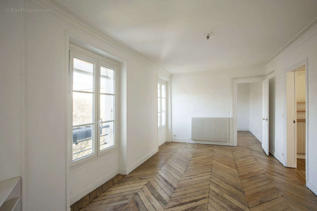Appartement à PARIS-9E