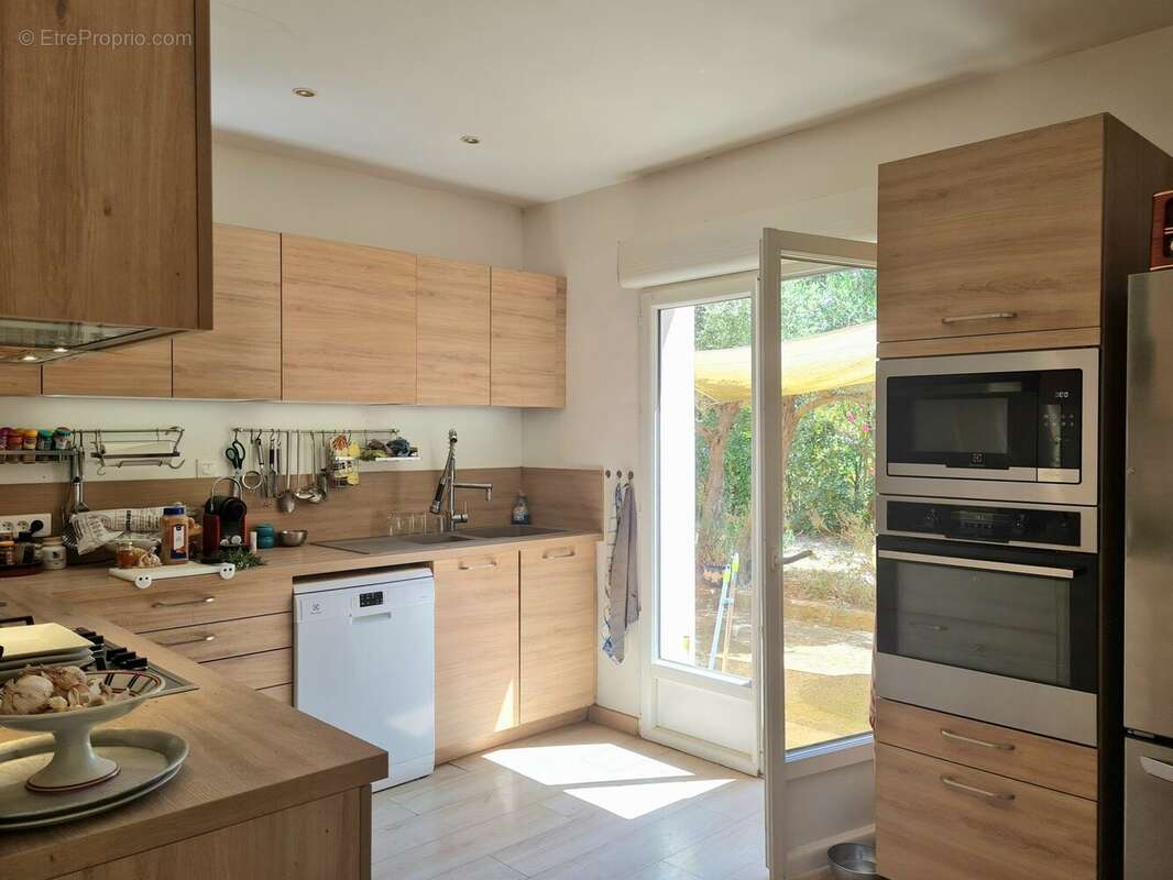 Maison à ENSUES-LA-REDONNE