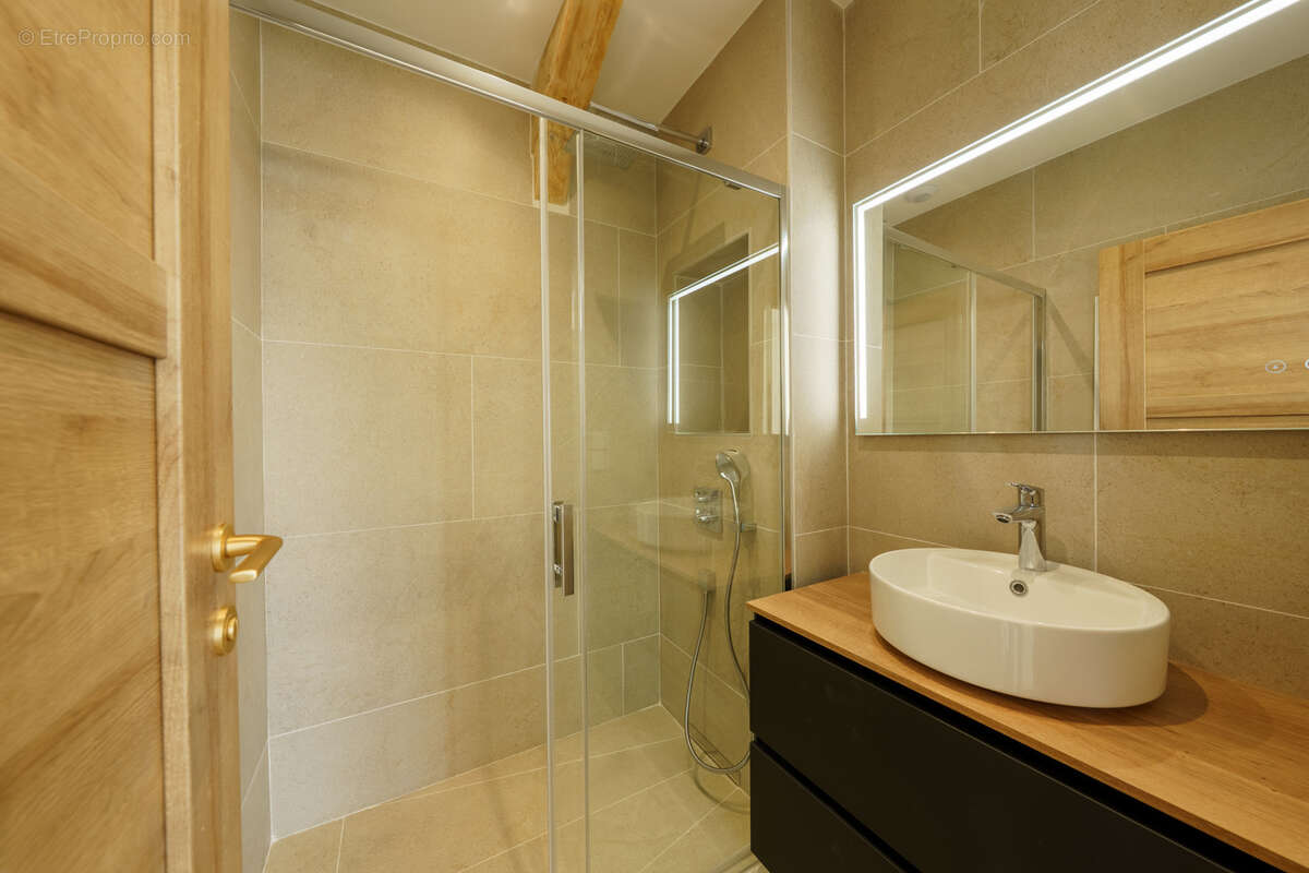 Appartement à EXCENEVEX