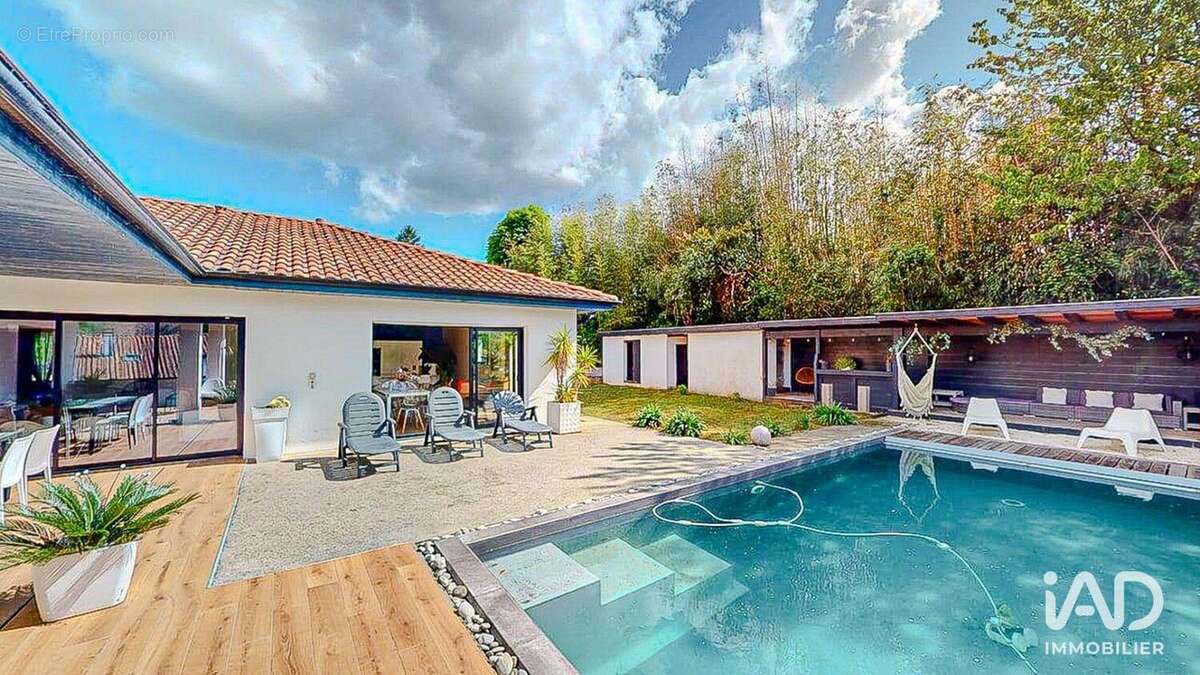 Maison 230 m² à Urrugne  - photo 5