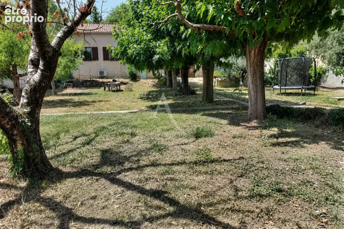LES OLIVES Marseille 13013- Maison de type 3 avec terrasse, jardin, dépendances - photo 2