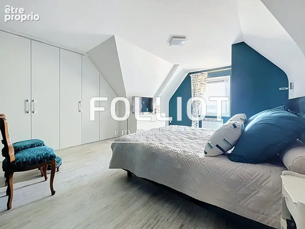 A VENDRE, Maison Saint Laurent De Cuves 5 pièce(s) 139 m2 - photo 7
