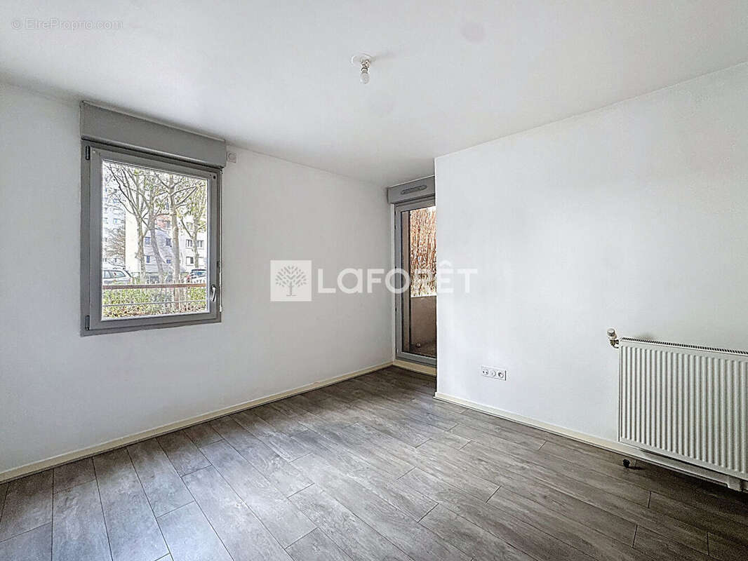 Appartement à BONNEUIL-SUR-MARNE