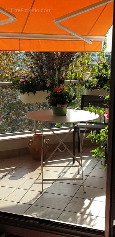 Appartement à NOGENT-SUR-MARNE