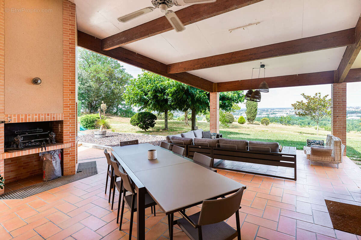 Villa d'exception de 400 m² avec vue panoramique - Toulouse 31400 - photo 3