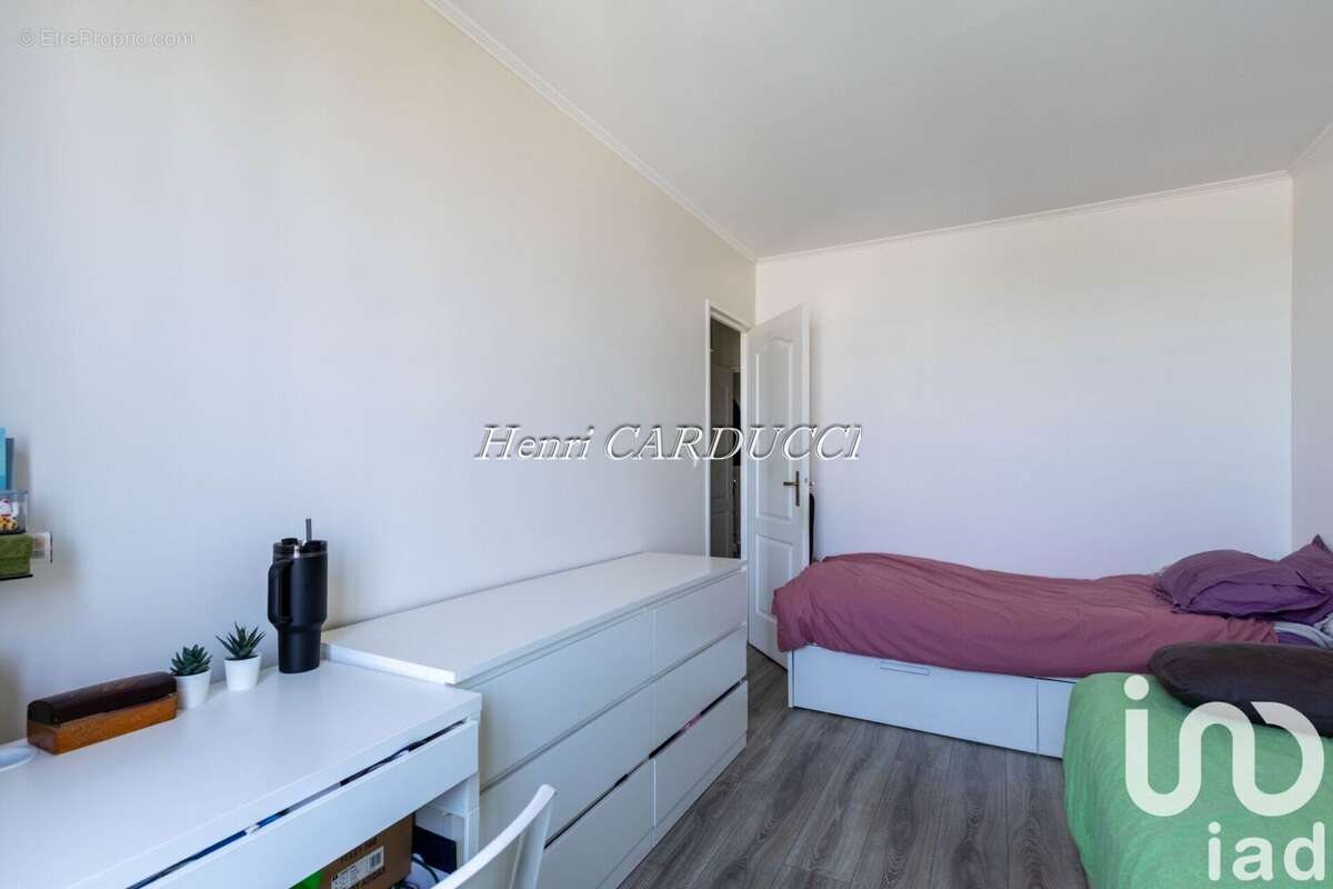 Photo 9 - Appartement à ASNIERES-SUR-SEINE