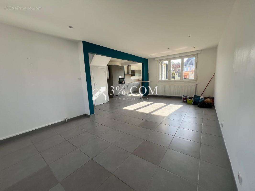 Maison à SAINT-ETIENNE-AU-MONT