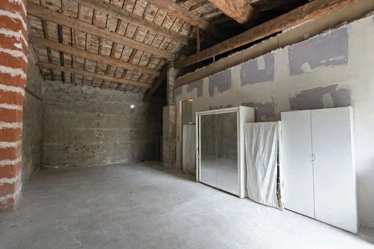Maison à CHATEAURENARD