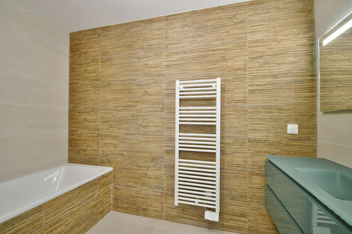 Appartement à ANNECY-LE-VIEUX