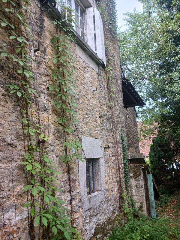 Maison à PERRIGNY
