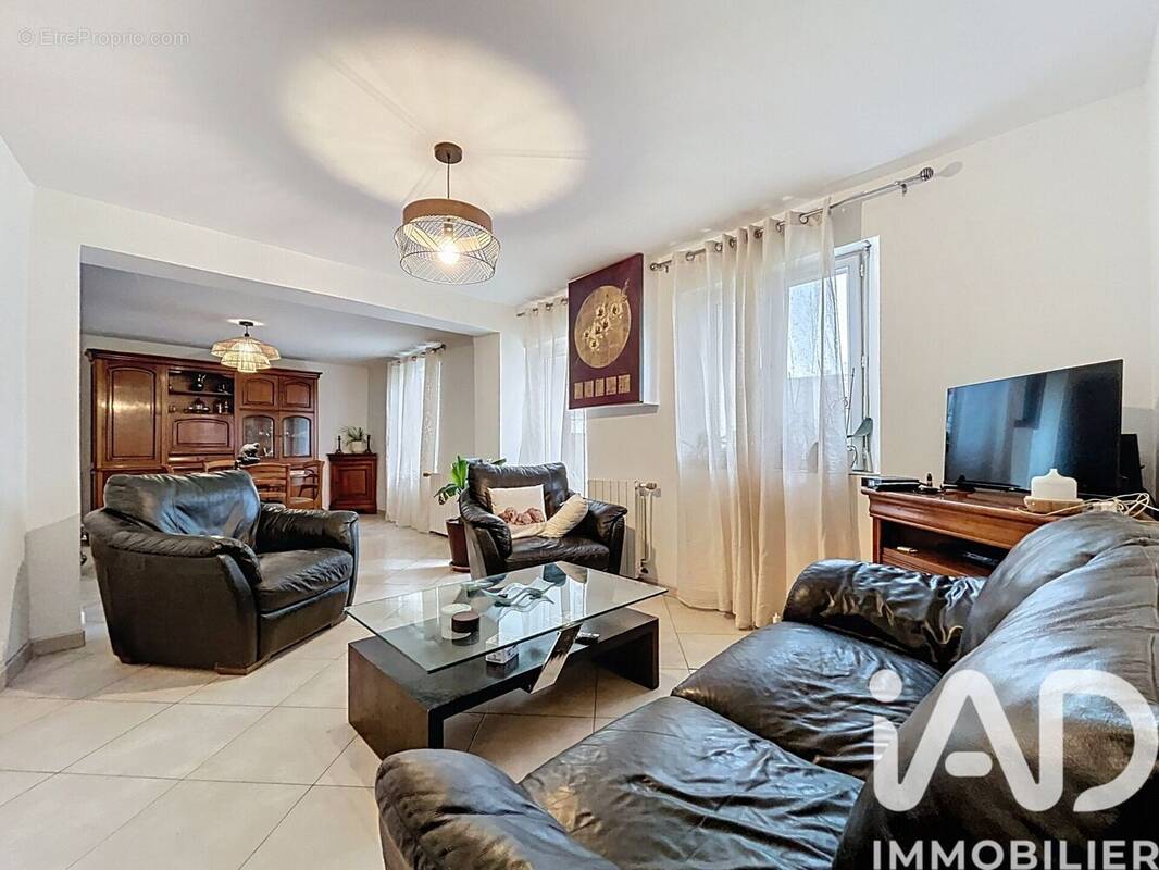 Photo 1 - Maison à CHELLES