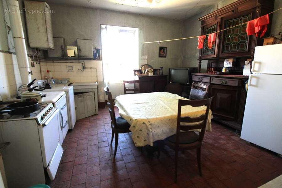 58, 5mns de Brinon sur Beuvron - Grande Maison à restaurer au goût du jour Cachet ancien préservé. - photo 5