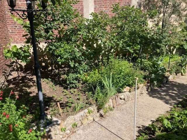 Maison à ASNIERES-SUR-SEINE