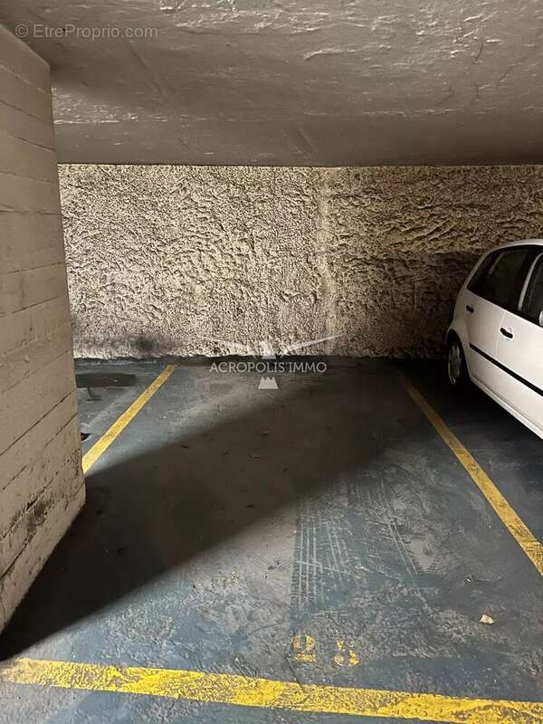Parking à NICE