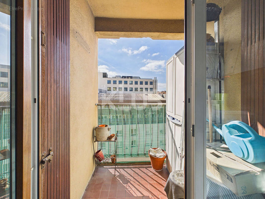 Appartement à MARSEILLE-2E