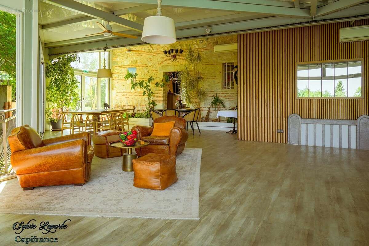 Propriete à vendre 14 pièces SAINTE LIVRADE SUR LOT (47)Sainte-Livrade-sur-Lot – Propriété de caractère à projets multiples en b - photo 25