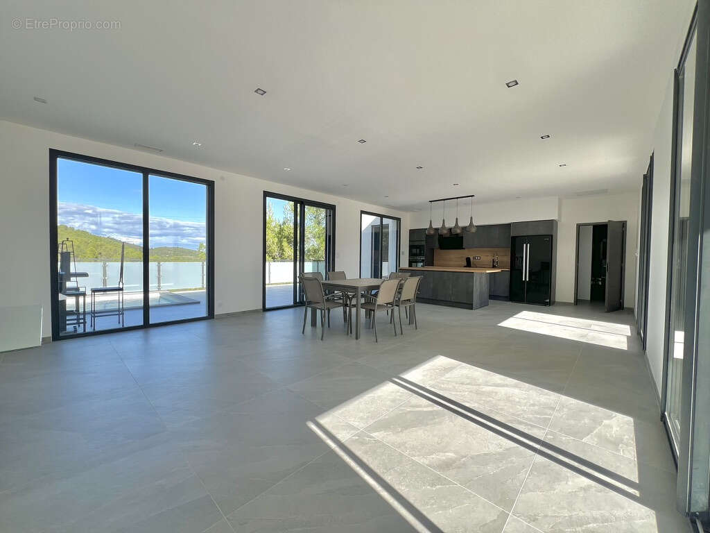 Villa Contemporaine de 2024 - Vue Panoramique exceptionnelle - photo 7