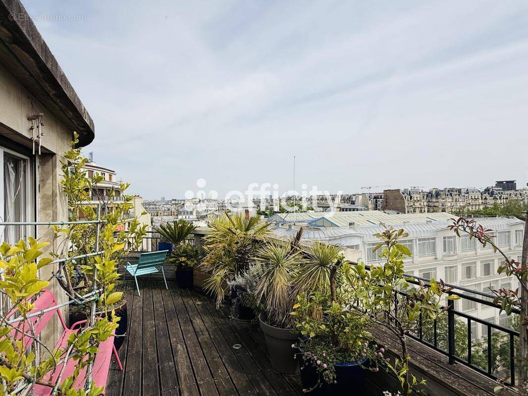 Appartement à PARIS-7E