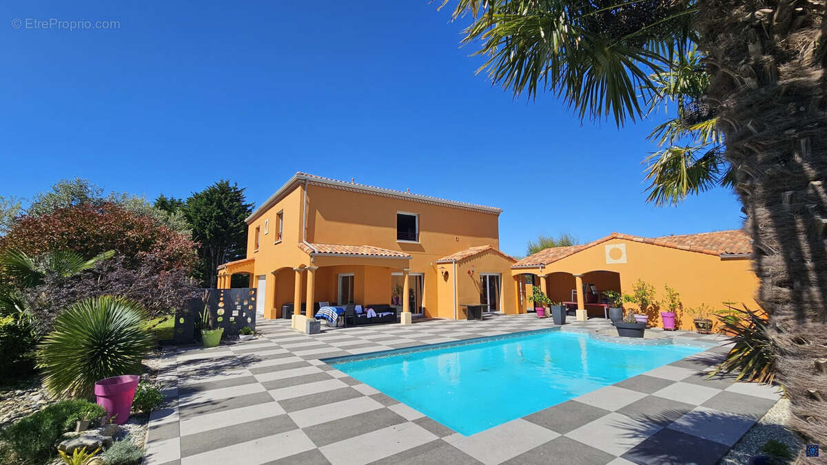 Maison à SAUJON