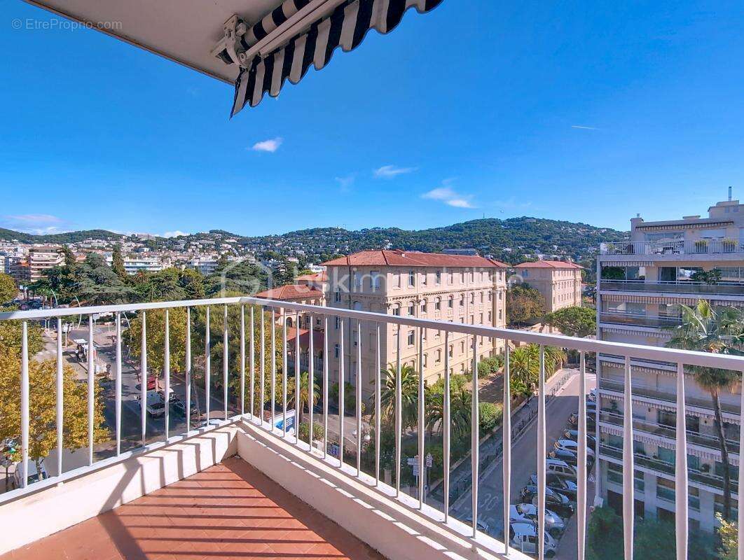 Appartement à CANNES