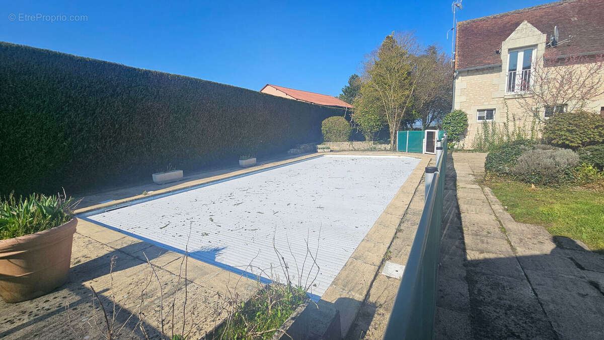 Maison à RILLY-SUR-VIENNE