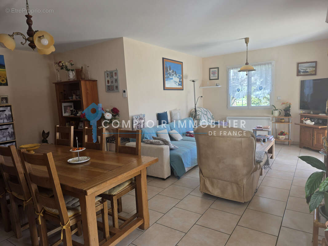 Maison à SAINT-SERNIN