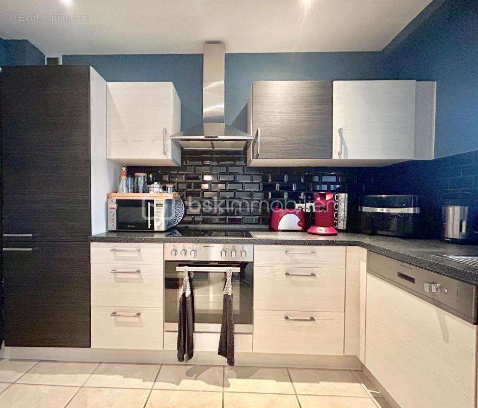 Grande maison avec local - photo 18
