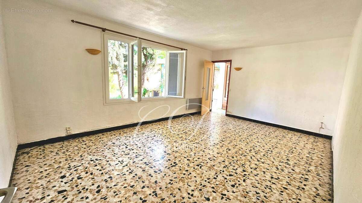 Photo 4 - Maison à AIGUES-VIVES