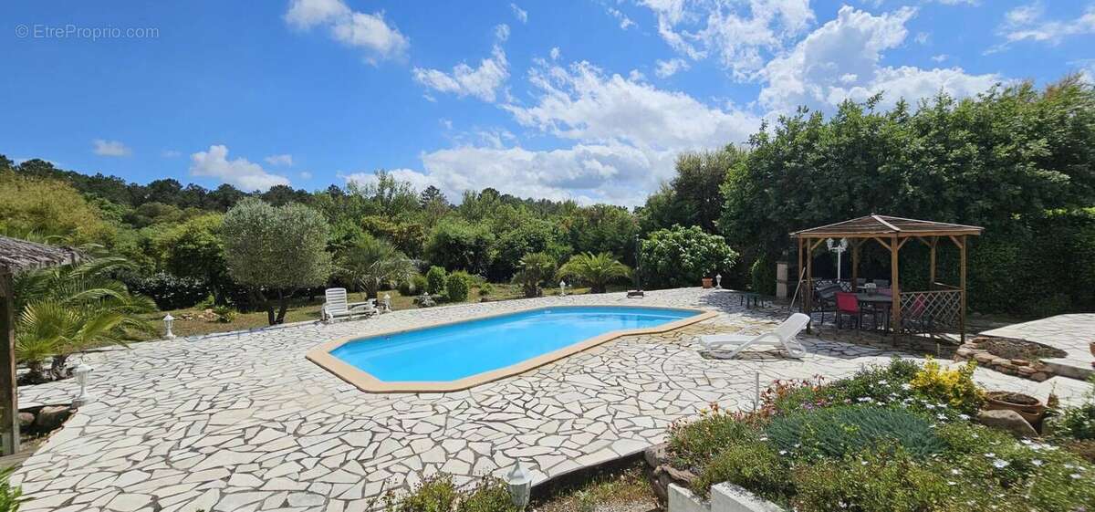 Villa avec piscine en impasse à Roquebrune Sur Argens - photo 3