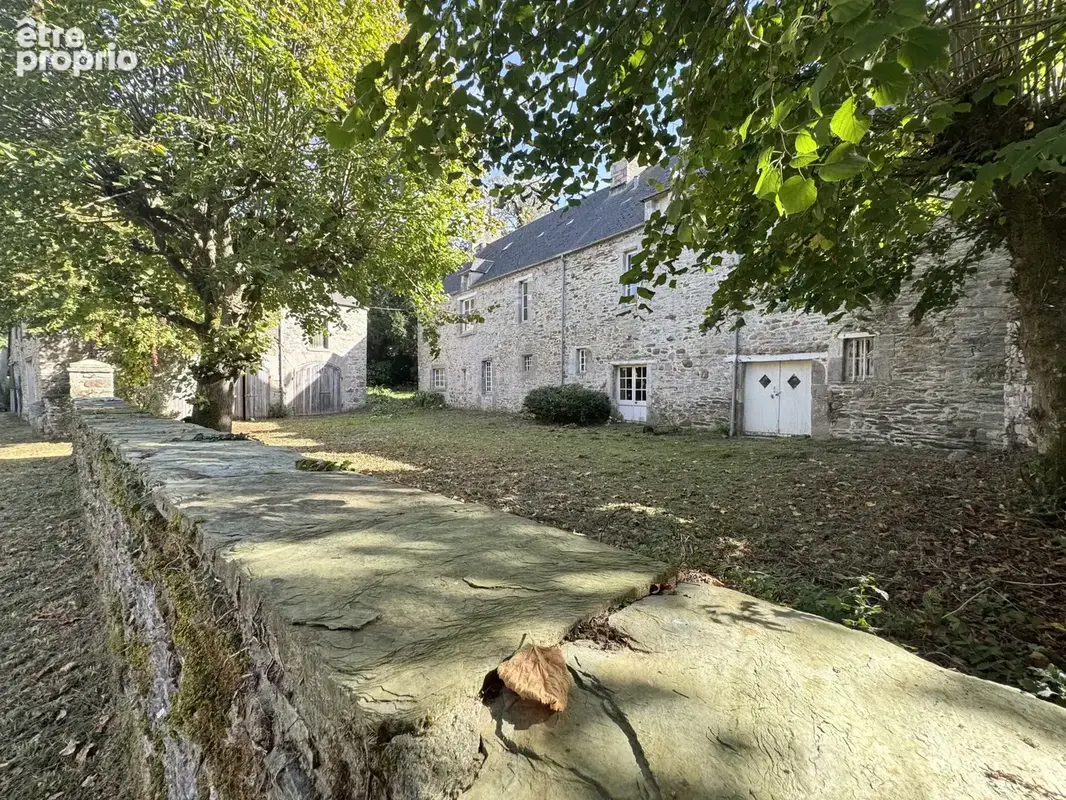 Jolie maison en pierres avec jardin et dependances a renover - photo 4