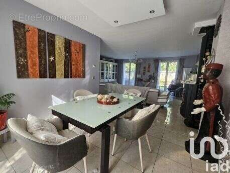 Photo 3 - Maison à LES ESSARTS-LE-ROI