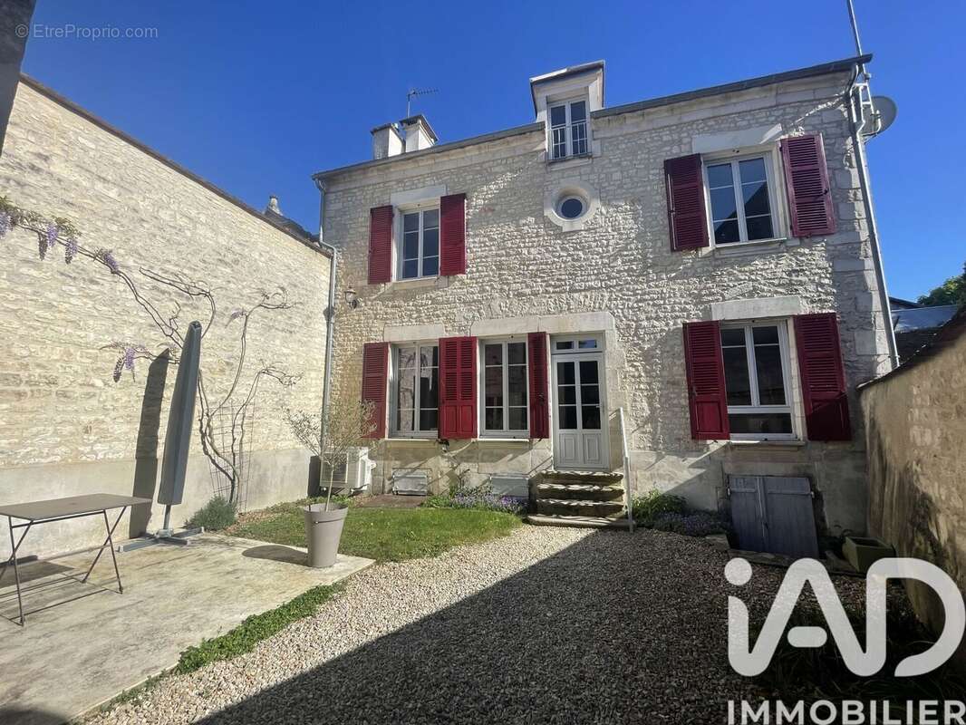 Maison 158 m² à Irancy  - photo 3
