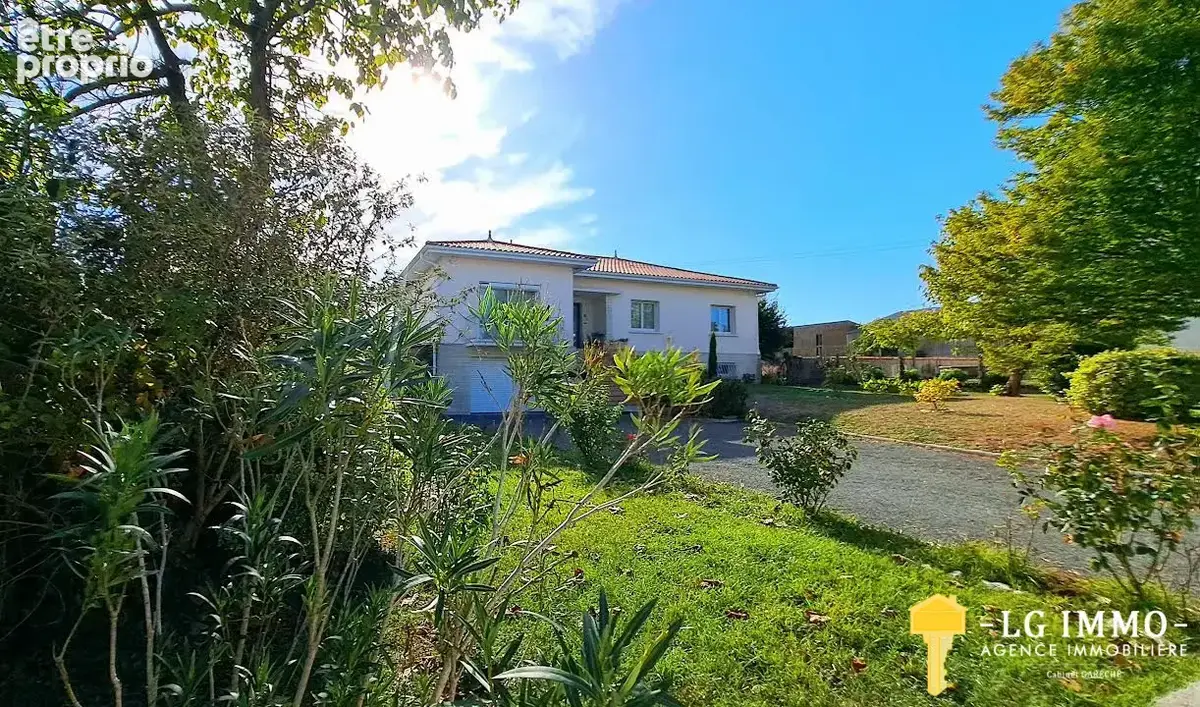 Maison familiale de 174 m2 , belles prestations , idéalement située. - photo 29