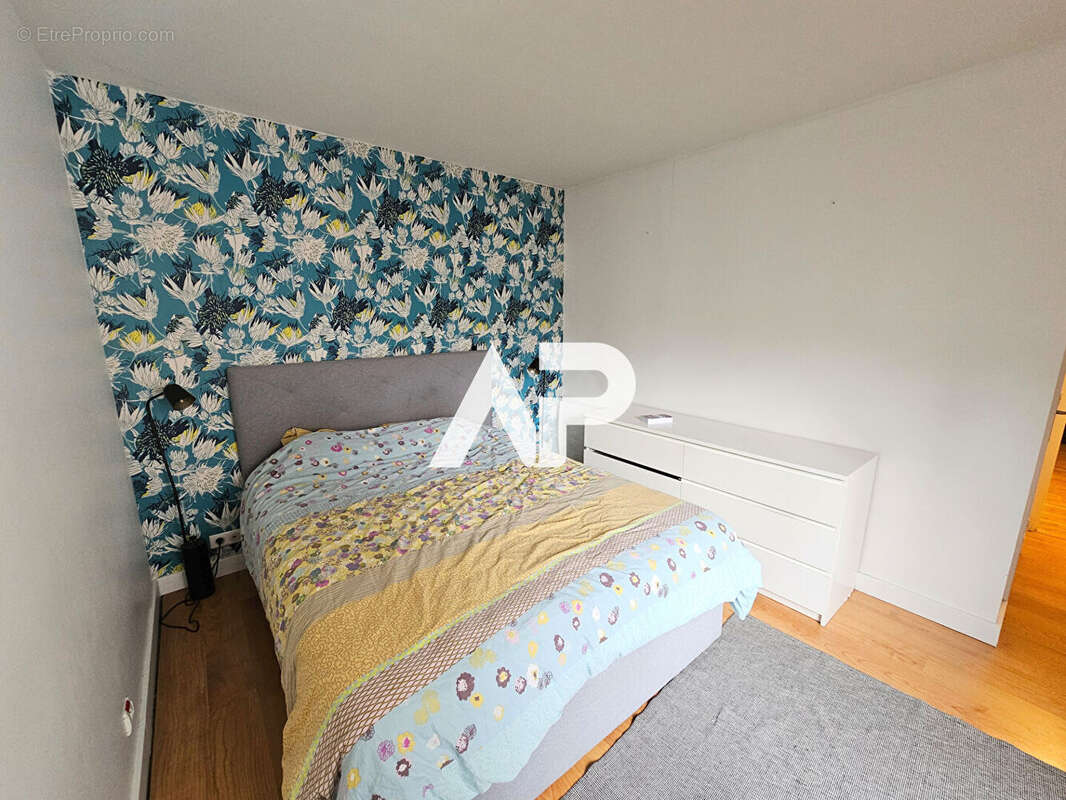 Appartement à ENGHIEN-LES-BAINS