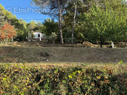 Terrain à LA ROQUE-D&#039;ANTHERON