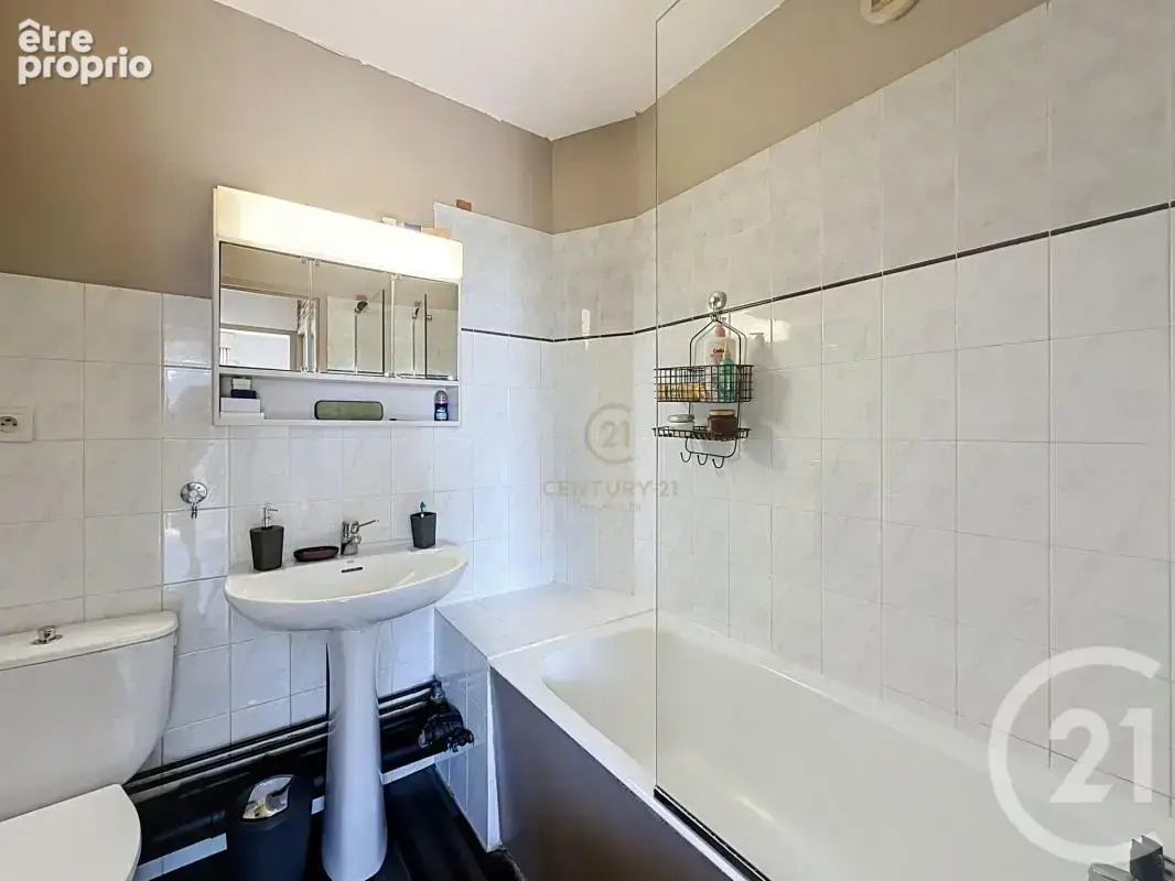 Appartement 1 pièce 20 m² à vendre à Lyon-8e (69008) - photo 5