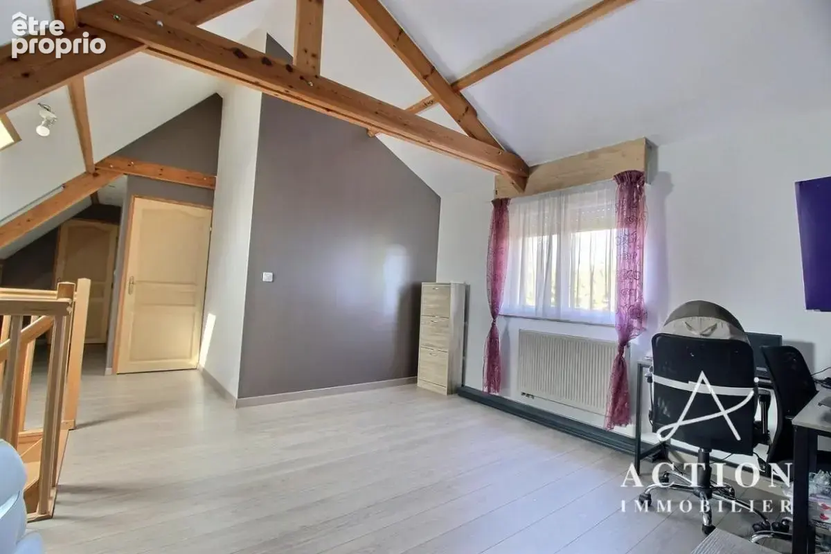 Wattrelos - maison individuelle - 3 chambres - jardin - cave - local proffesionnel - photo 10