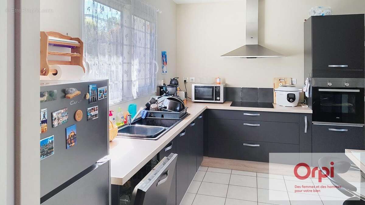 Maison à LE LARDIN-SAINT-LAZARE